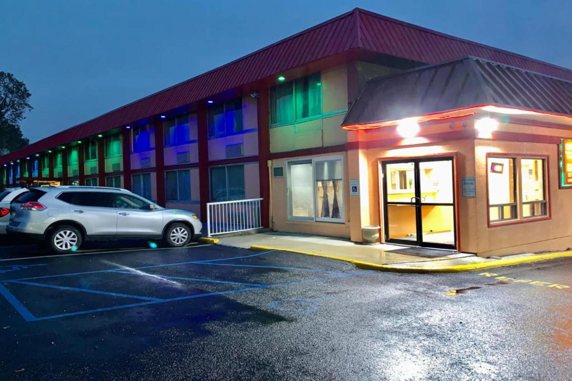 Red Carpet Inn & Suites Lima -Listing Partner Exterior foto