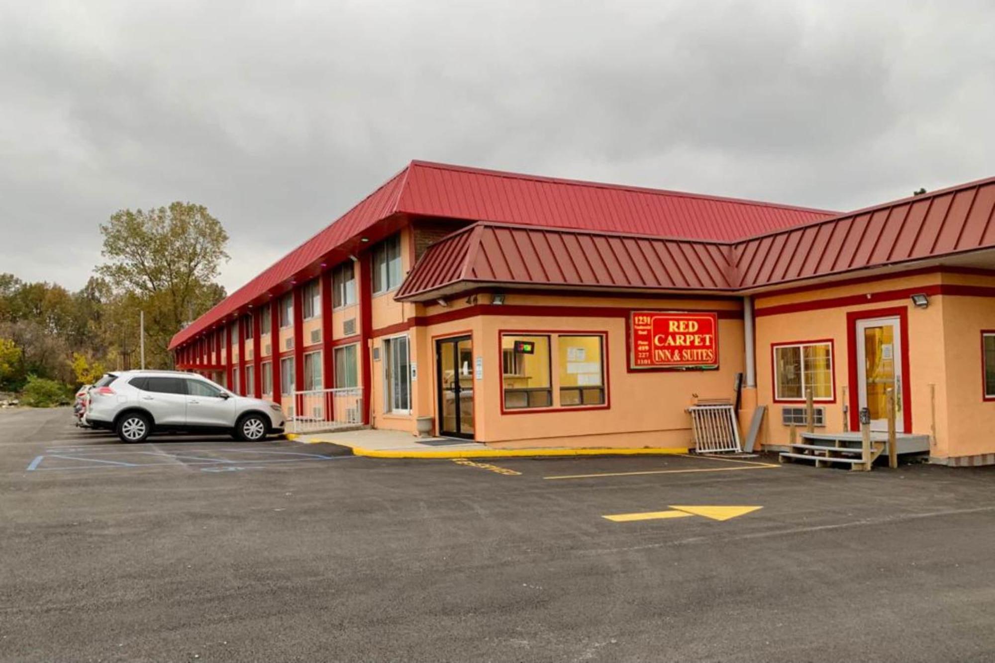 Red Carpet Inn & Suites Lima -Listing Partner Exterior foto